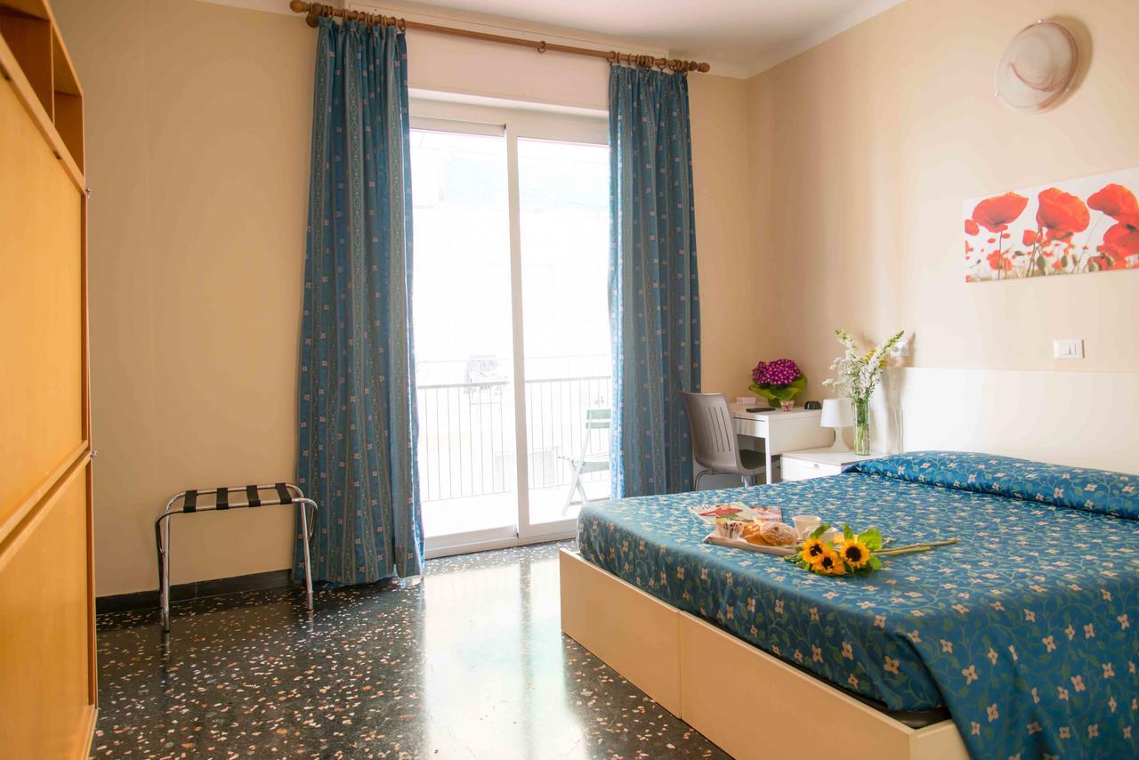 Hotel Elisabetta Сестри-Леванте Экстерьер фото