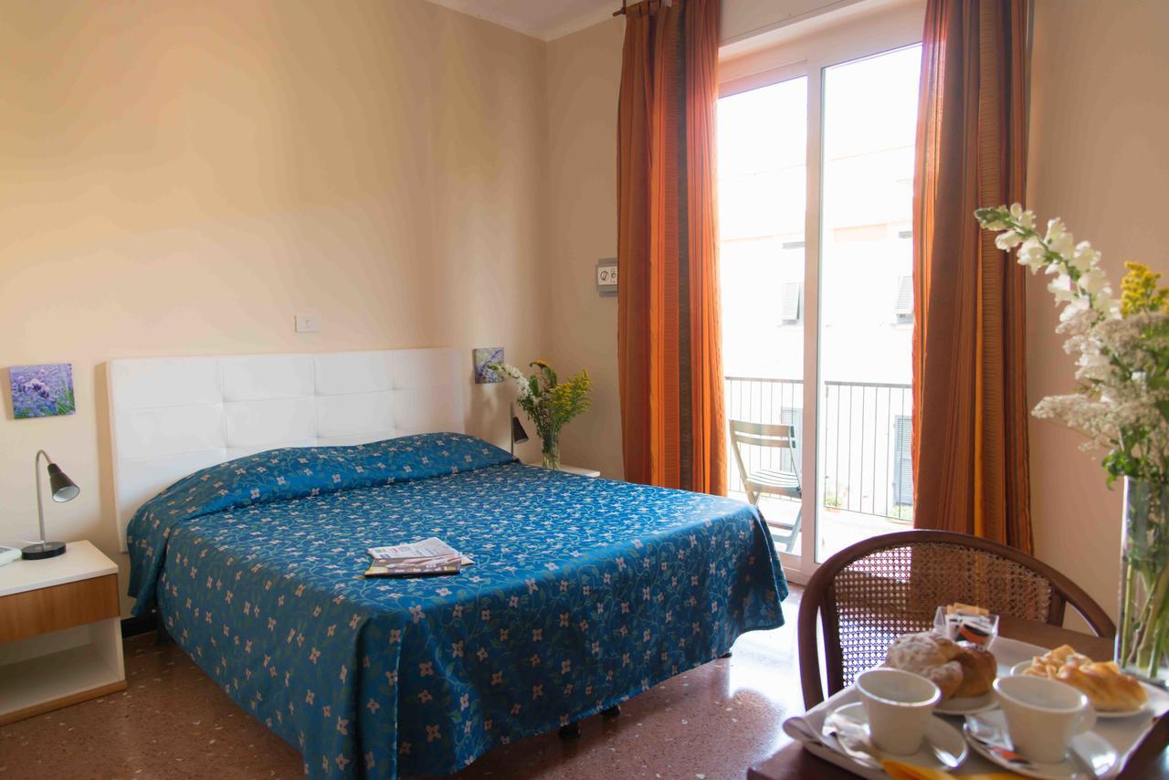 Hotel Elisabetta Сестри-Леванте Экстерьер фото
